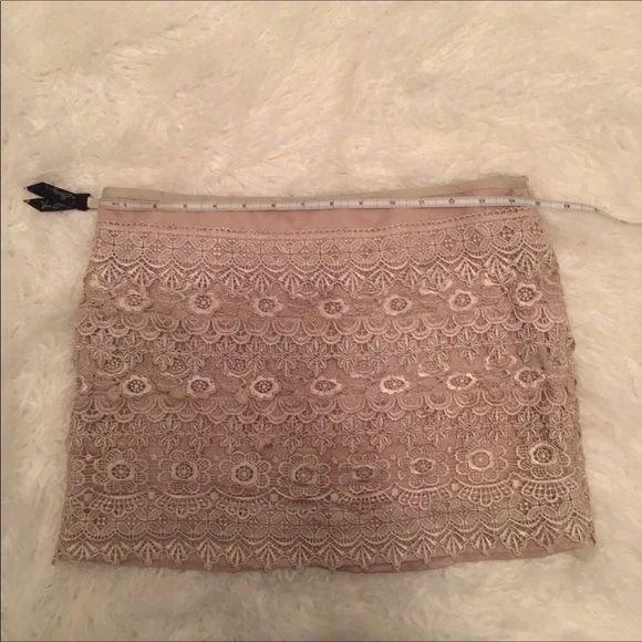 Sans Souci Lace Skirt - Picture 6 of 6